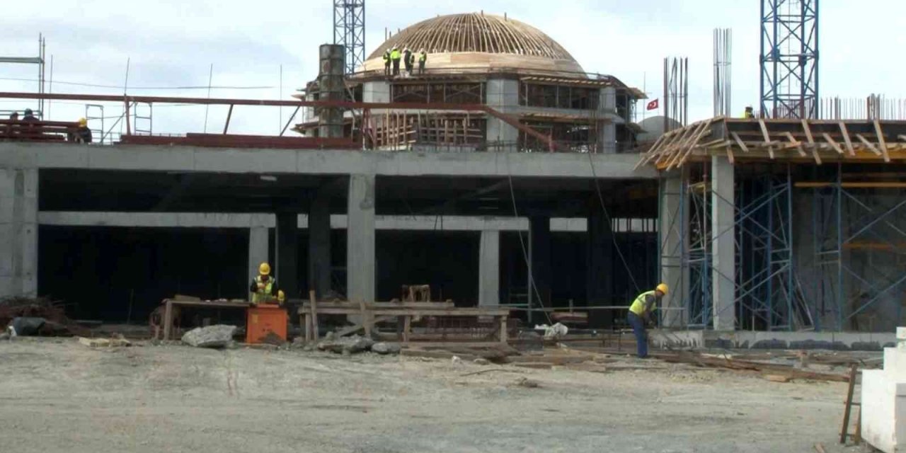 Darülaceze Sosyal Hizmet Şehri inşaatında sona yaklaşıldı