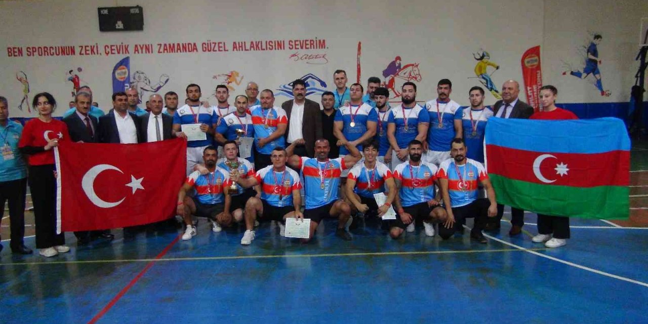 Uluslararası Halat Çekme Şampiyonası Silifke’de yapıldı