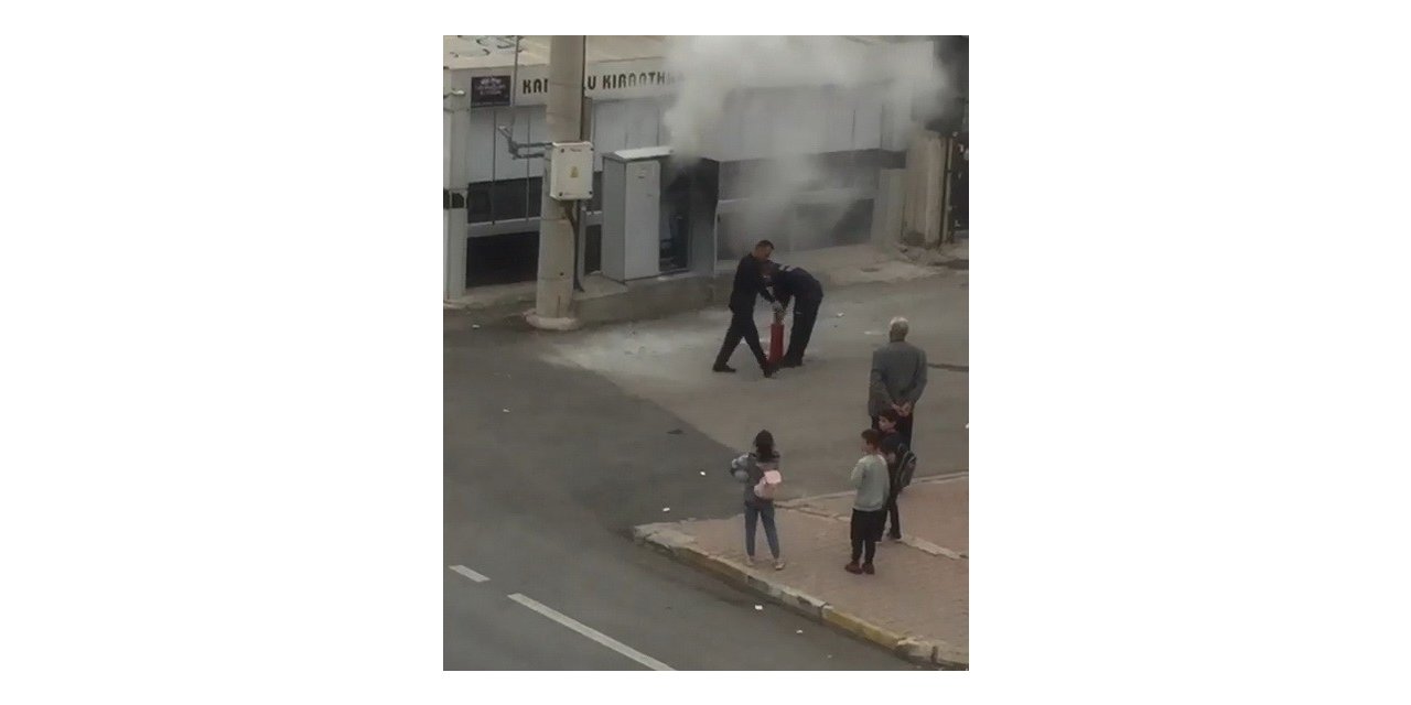 Patlayan trafo paniğe neden oldu