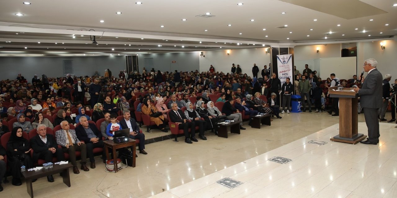 Battalgazi’de “Aile Akademisi” programları sürüyor