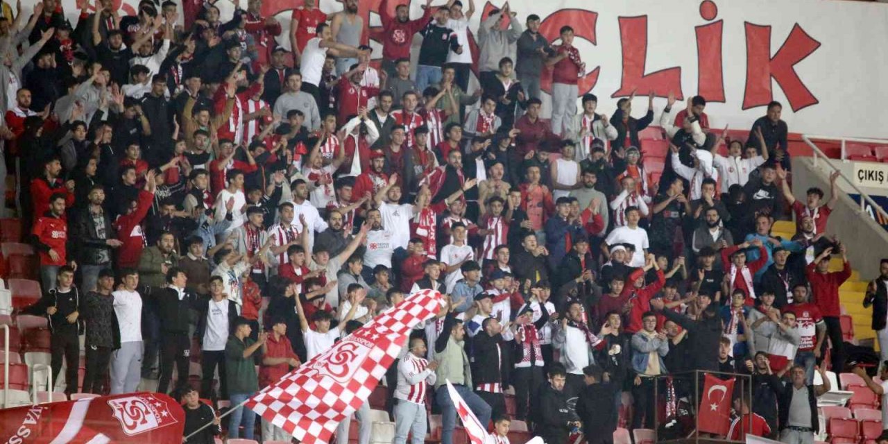 Sivasspor ile Ümraniyespor maçının biletleri satışta