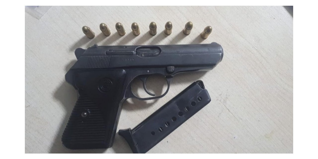 Selçuk’ta çeşitli suçlardan arananlara ve zehir tacirlerine baskın: 24 gözaltı