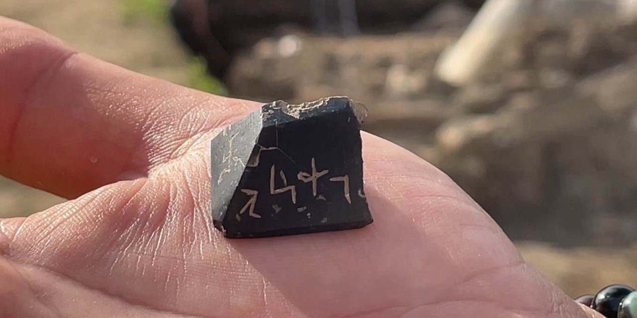 Amastris Antik Kenti’nde tılsımlı olduğuna inanılan amulet bulundu