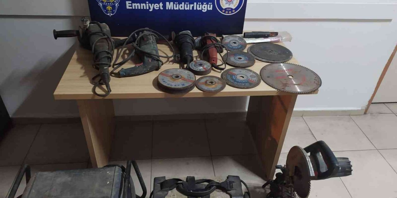 İşyerinden hırsızlık yapan şüpheliler yakalandı