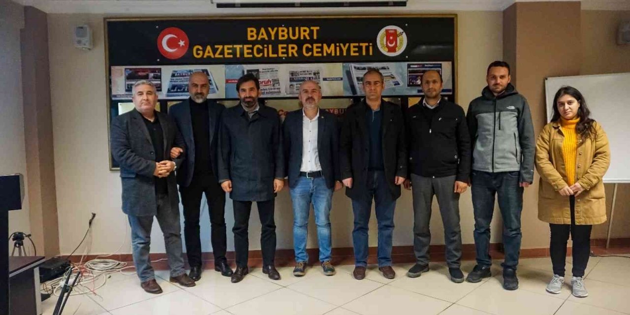 Doç. Dr. Develi, ekonomiye yönelik açıklamalarda bulunarak, Bayburt’a dair görüşlerini paylaştı