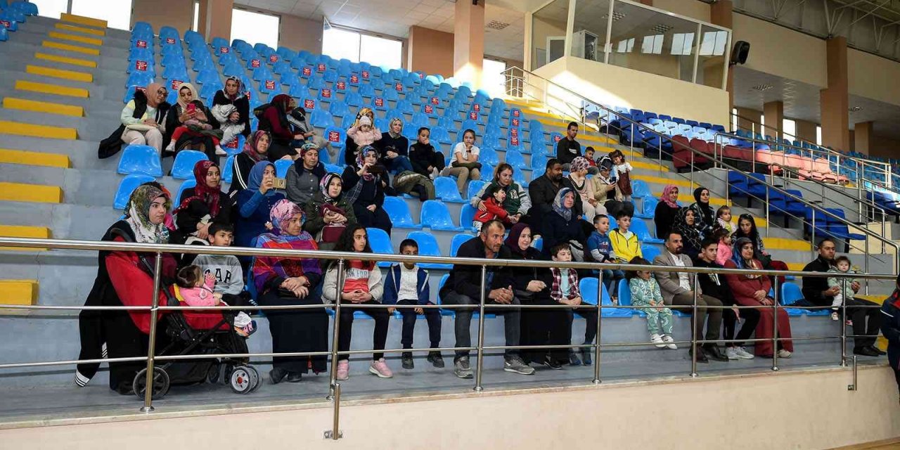 316 Altındağlı minik, judocu oldu