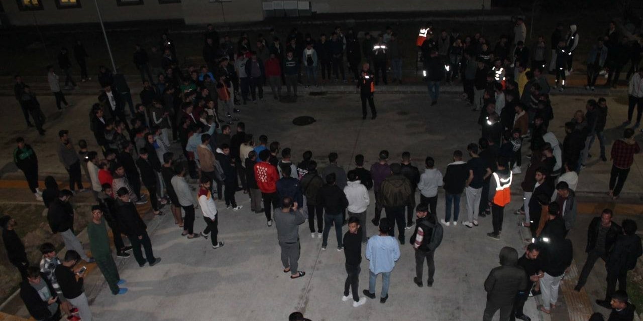 Bayburt’taki KYK yurtlarında deprem tatbikatı yapıldı