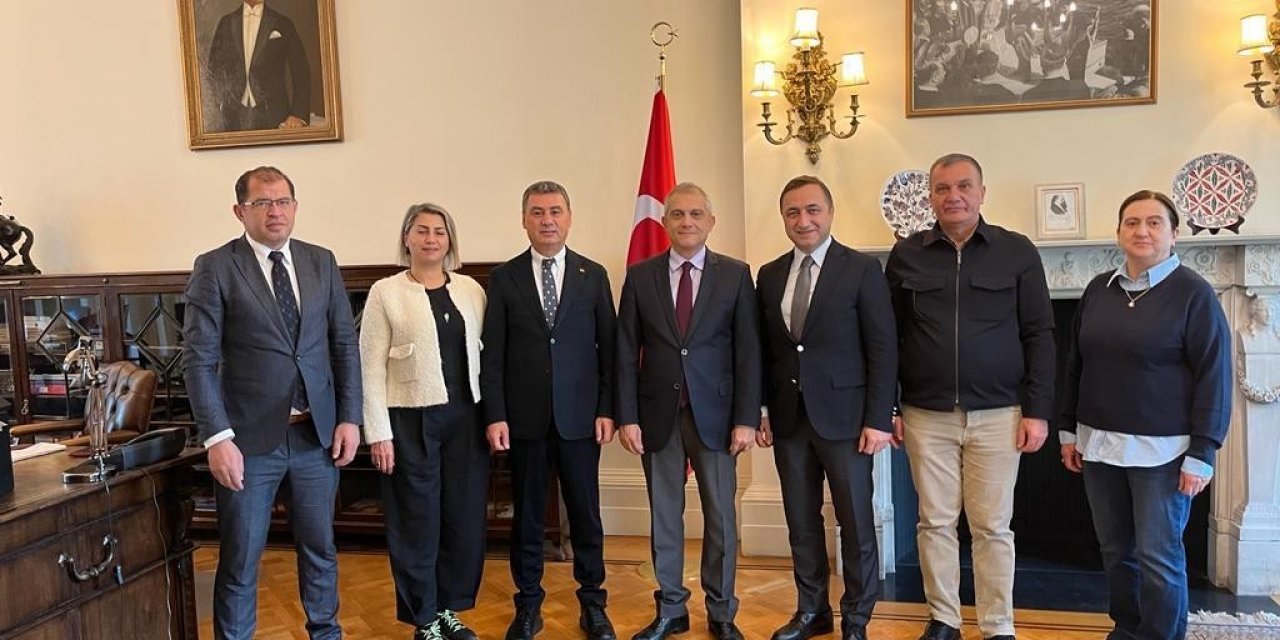 Londra’da düzenlenen Uluslararası Turizm Fuarı’na Ankara’dan tek temsilci olarak Gölbaşı Belediyesi katıldı