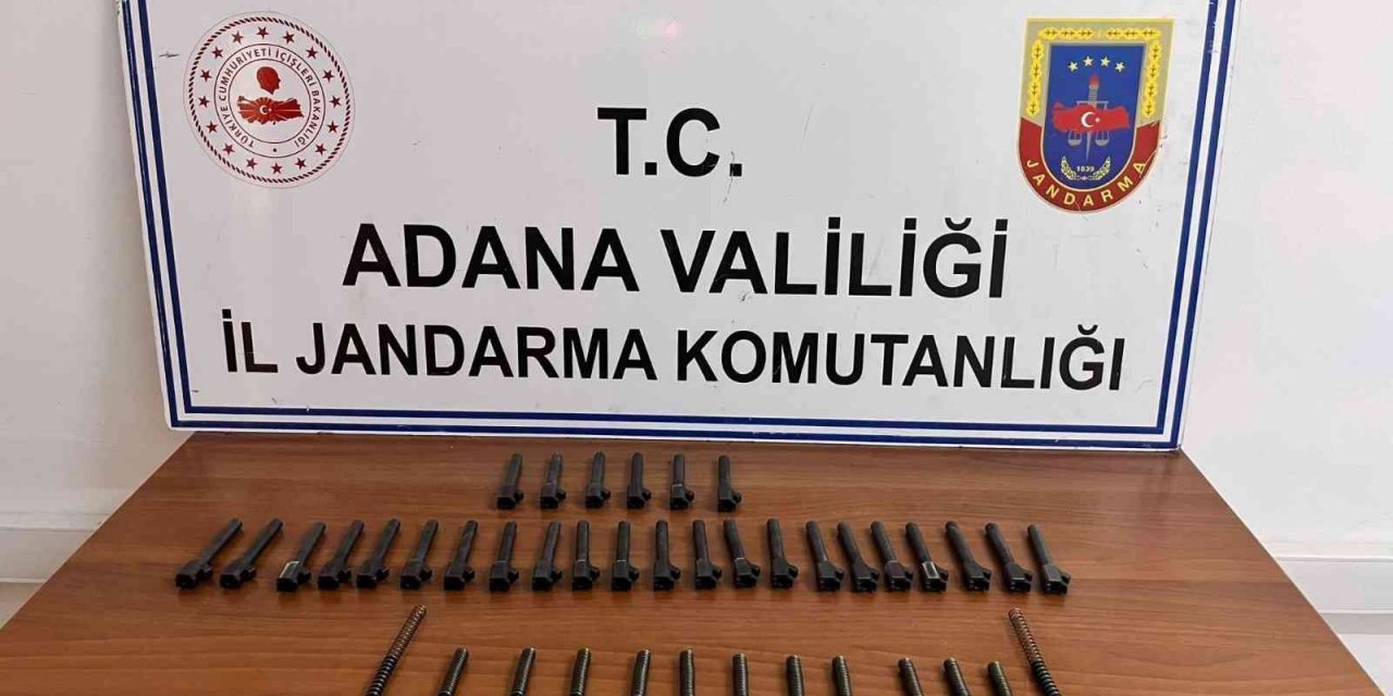 Adana’da 28 adet tabanca namlusu ele geçirildi