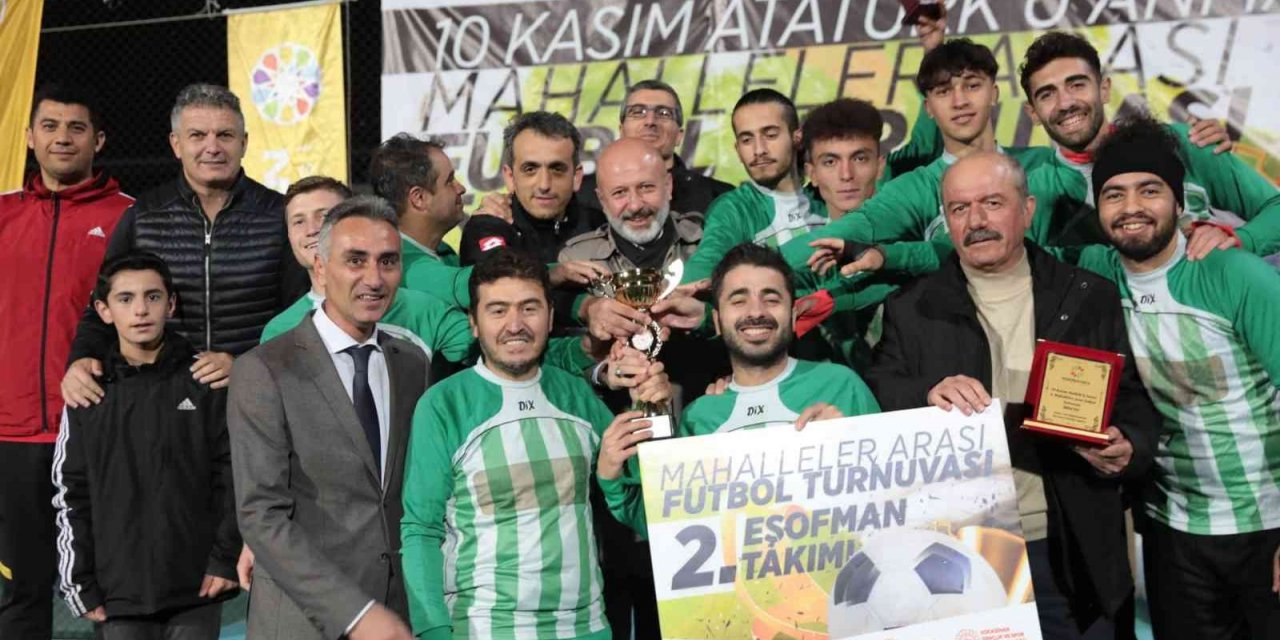 Başkan Çolakbayrakdar’dan futbol severlere müjde