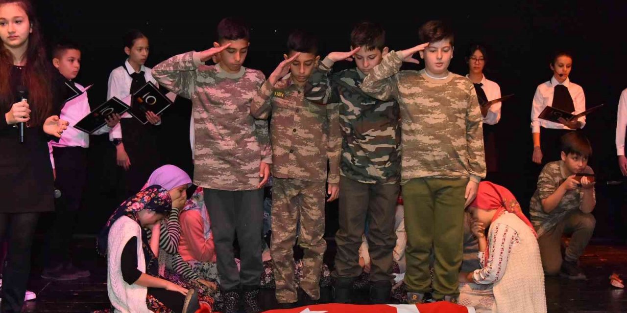 Gazi Mustafa Kemal Atatürk törenler ile anıldı