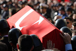 Şehit aileleri ayağa kalktı