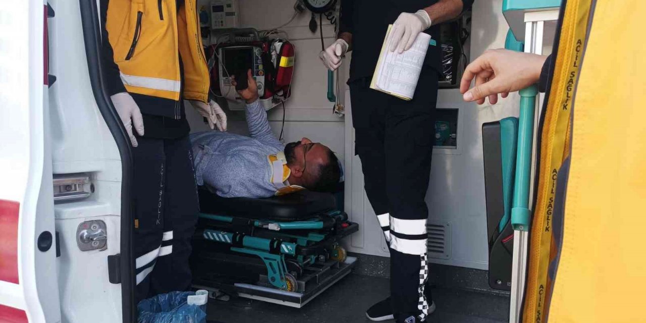 Önüne çıkan araca çarpmamak için motosikleti devirdi