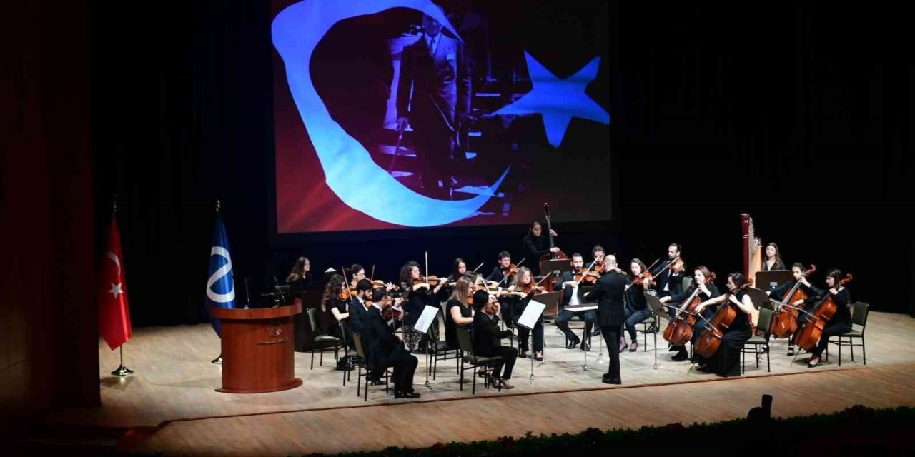 Anadolu Üniversitesi’nde düzenlenen anma töreni yoğun ilgi gördü