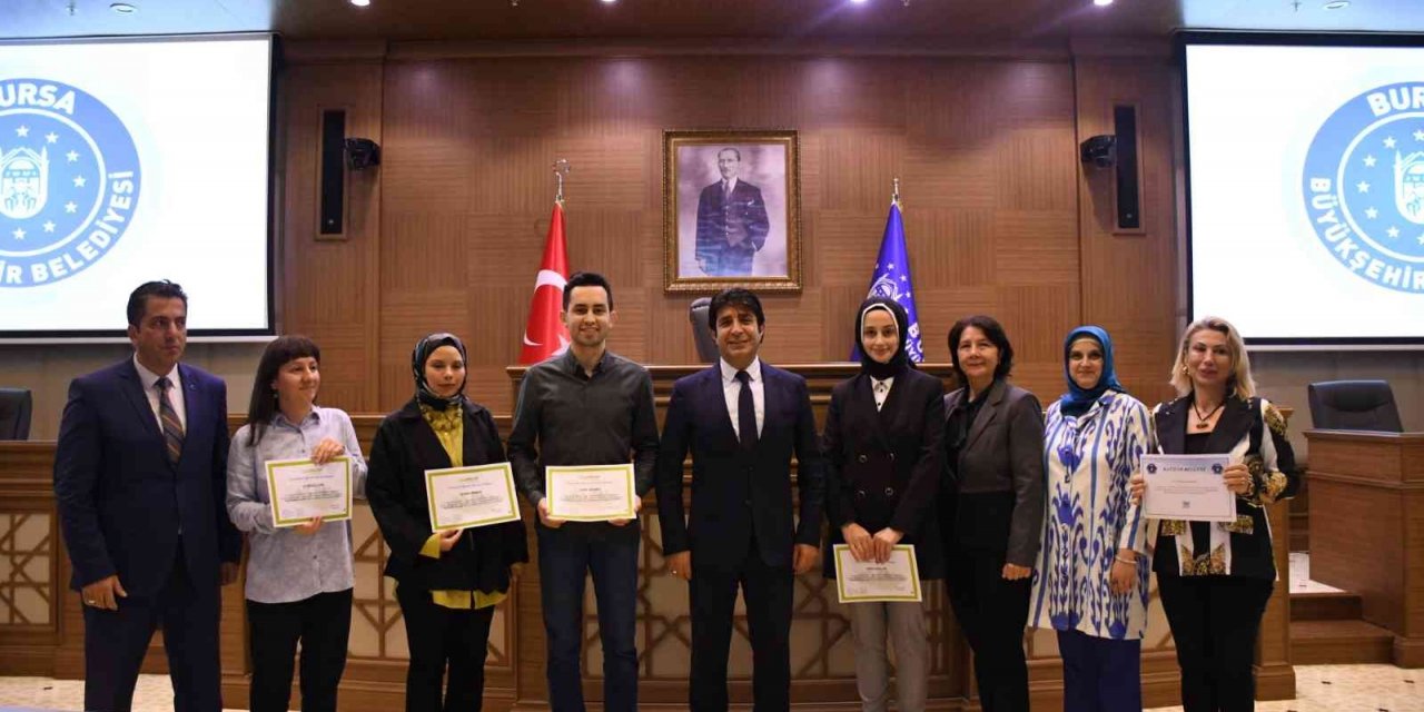 Bursa Büyükşehir personeline katılım sertifikası töreni