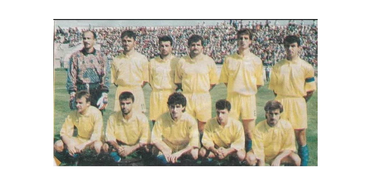 Profesyonel futbolculuktan amatör antrenörlüğüne