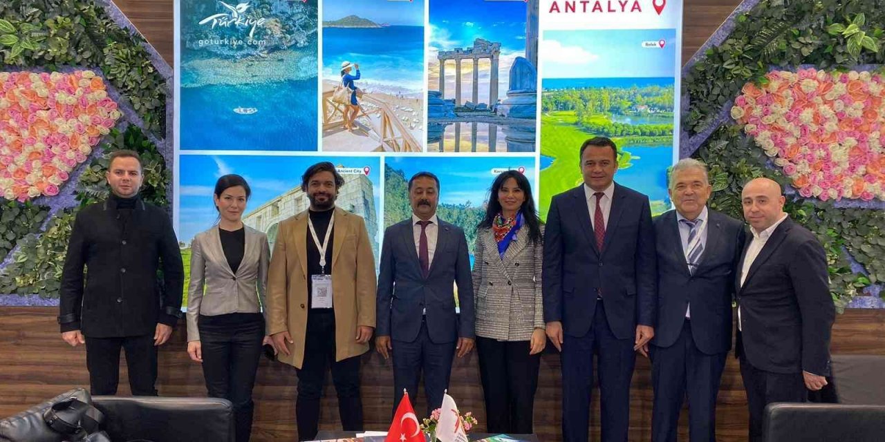 Kaş Belediyesi Londra’da Turizm Fuarı’na katıldı