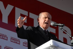 Bahçeli, Konyalılardan 'hayır' oyu istedi