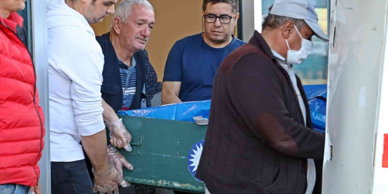 Arkadaşının çizdiği krokiyle kanalizasyonda bulunan oğlunun cenazesini 2 ay sonra alabildi