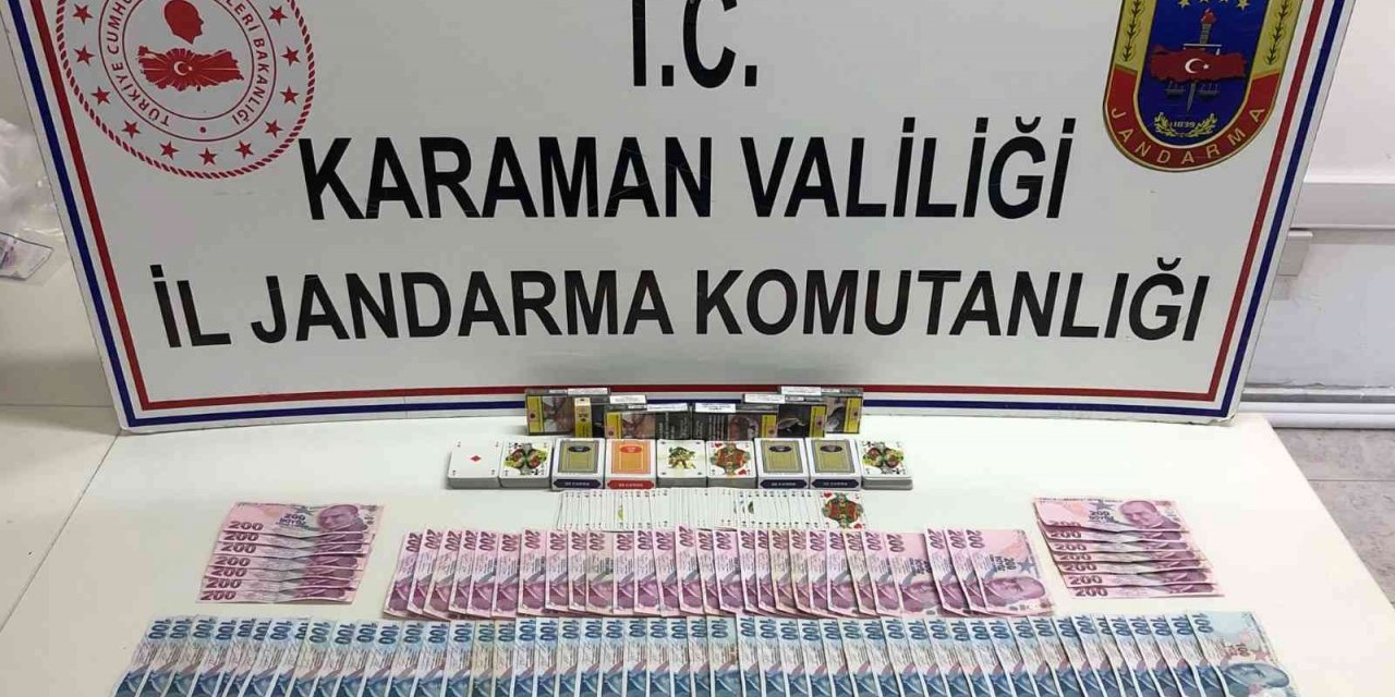 Karaman’da kumar oynayan 8 kişi, jandarma baskınında suçüstü yakalandı