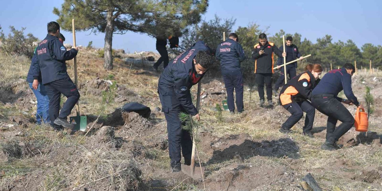 Kayseri Büyükşehir, 11.11’de 5 bin fidan ile geleceğe nefes oldu