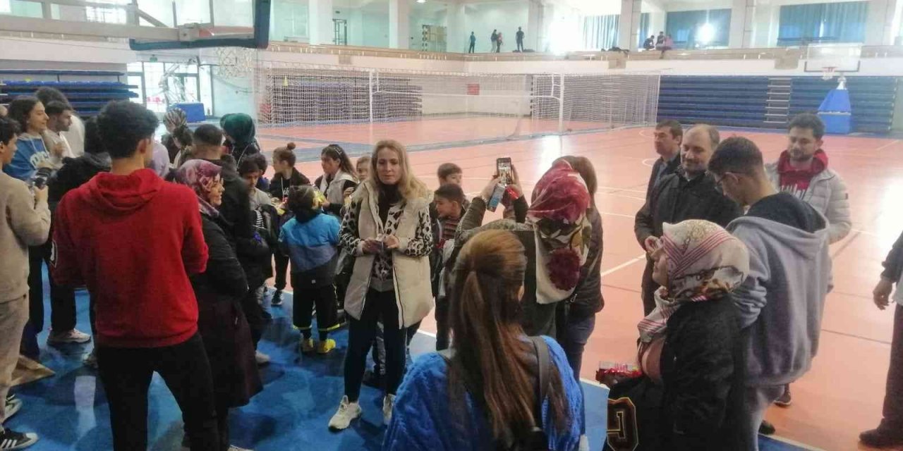 ERÜ’de ’Tohum toprağa, engelli topluma emanet’ etkinliği