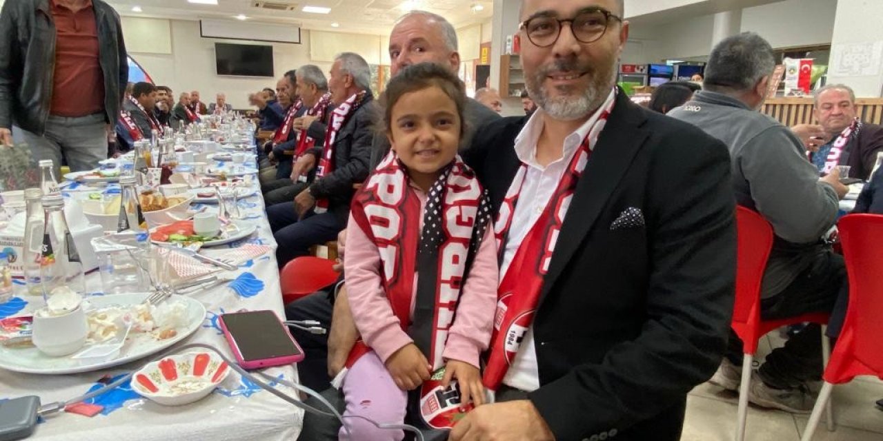 Turgutluspor yönetiminden birlik ve beraberlik kahvaltısı