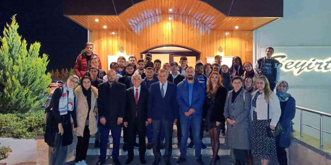 Yabancı öğrenciler için "hoş geldiniz" yemeği