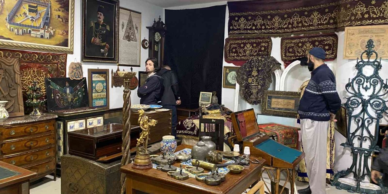 Üsküdar’da, geçmişten izleri bugüne taşıyan Antikacılar Çarşısı açıldı