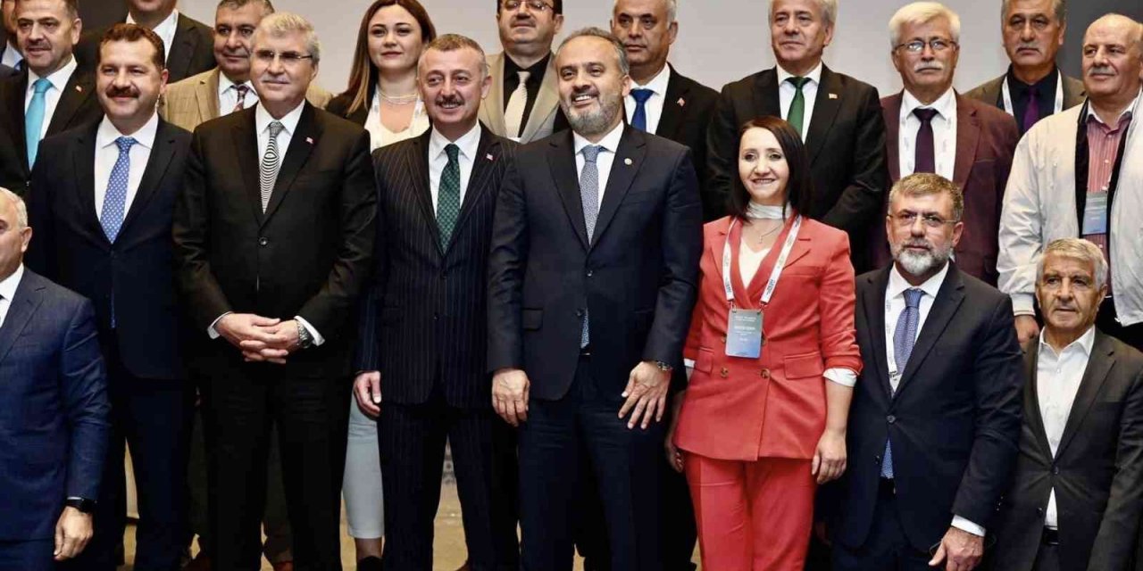 AK Partili belediye başkanları Marmara Belediyeler Birliği toplantısına katıldı