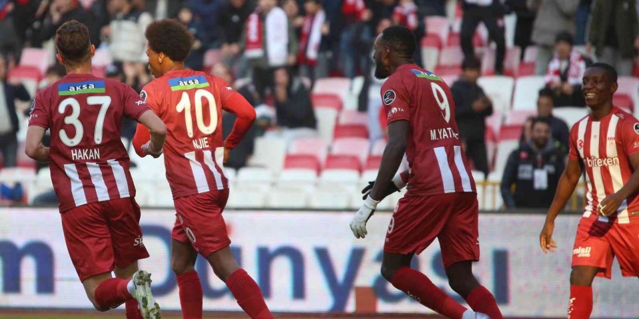 Clinton N’Jie gol sayısını 2 yaptı