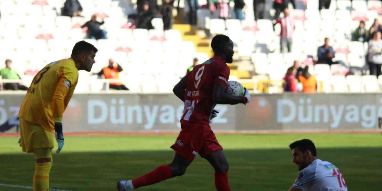 Sivasspor’da Yatabare gol sayısını 5’e çıkardı