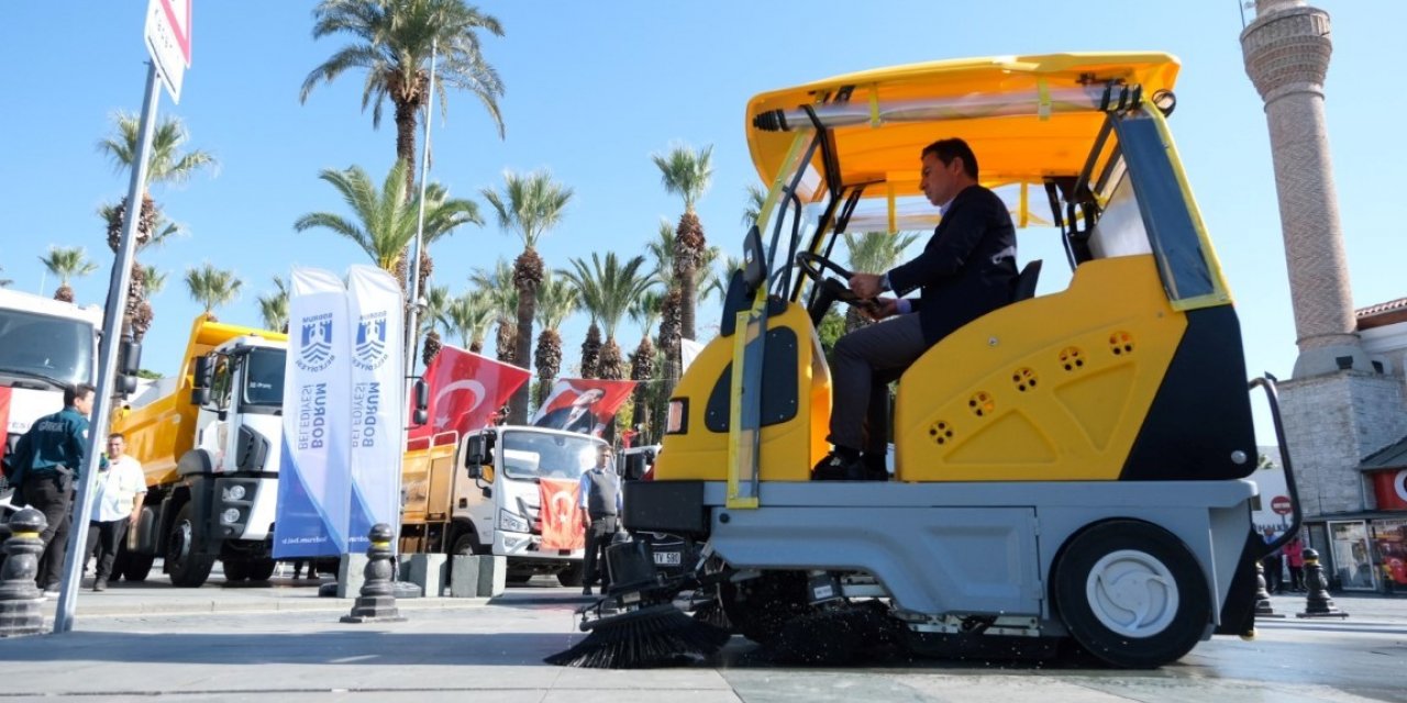 Bodrum Belediyesi, hizmet araç filosunu güçlendirdi