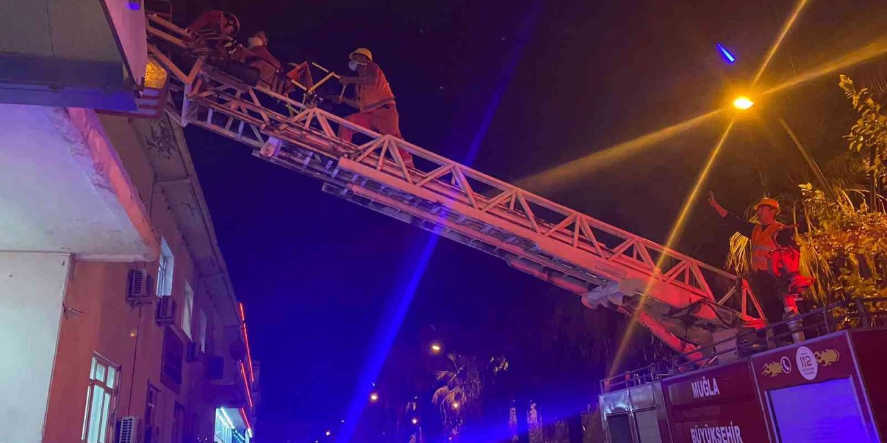 Çök-Kapan-Tutun tatbikatı Marmaris’te yapıldı