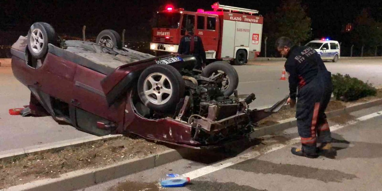 Elazığ’da otomobil takla attı: 3 yaralı