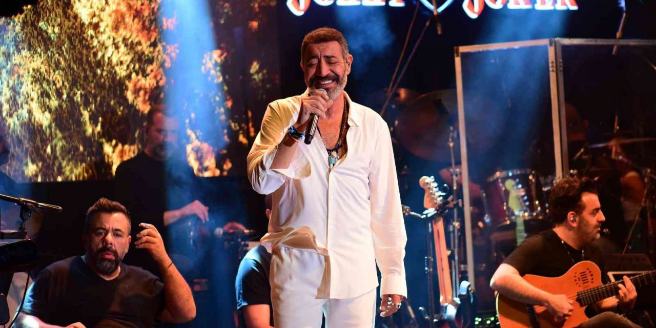 Hakan Altun Bursa’da gönüllere dokundu
