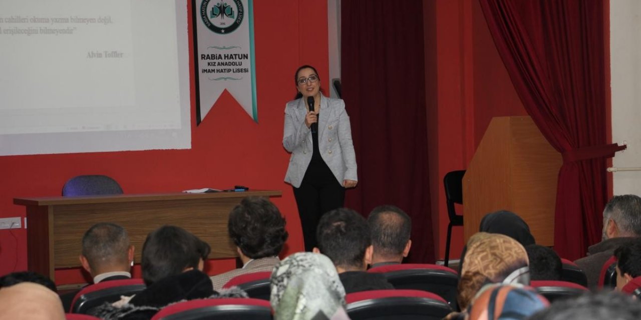 İnternet ve teknolojinin olumsuz etkilerine dikkat