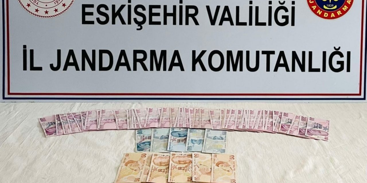 Misafirliğe geldiği evin kasasını soyduğu iddia edilen şüpheli yakalandı