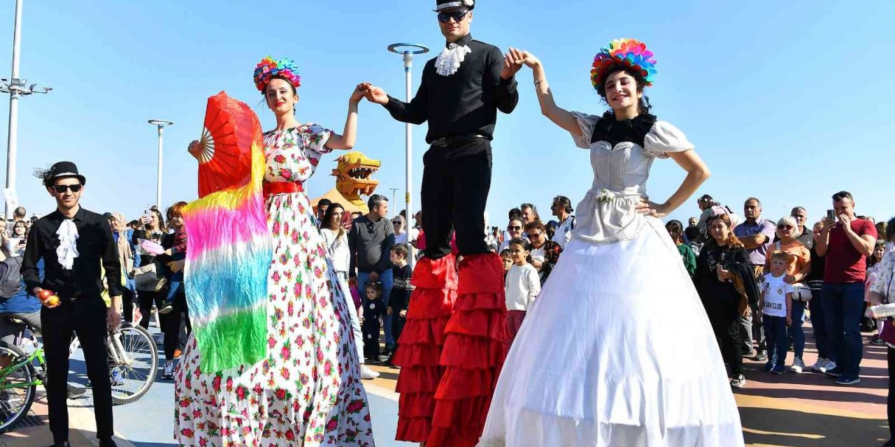 Narenciye Festivali renkli görüntülere sahne oluyor