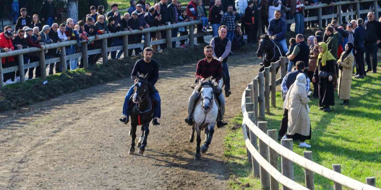 Ordu’da atlar, Ata için koştu