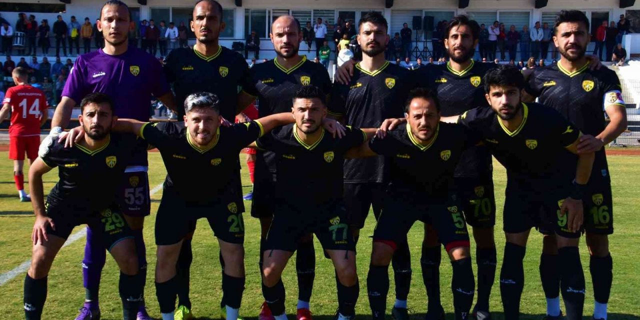 Çeşme Belediyespor: 2 - Aliağaspor FK: 1