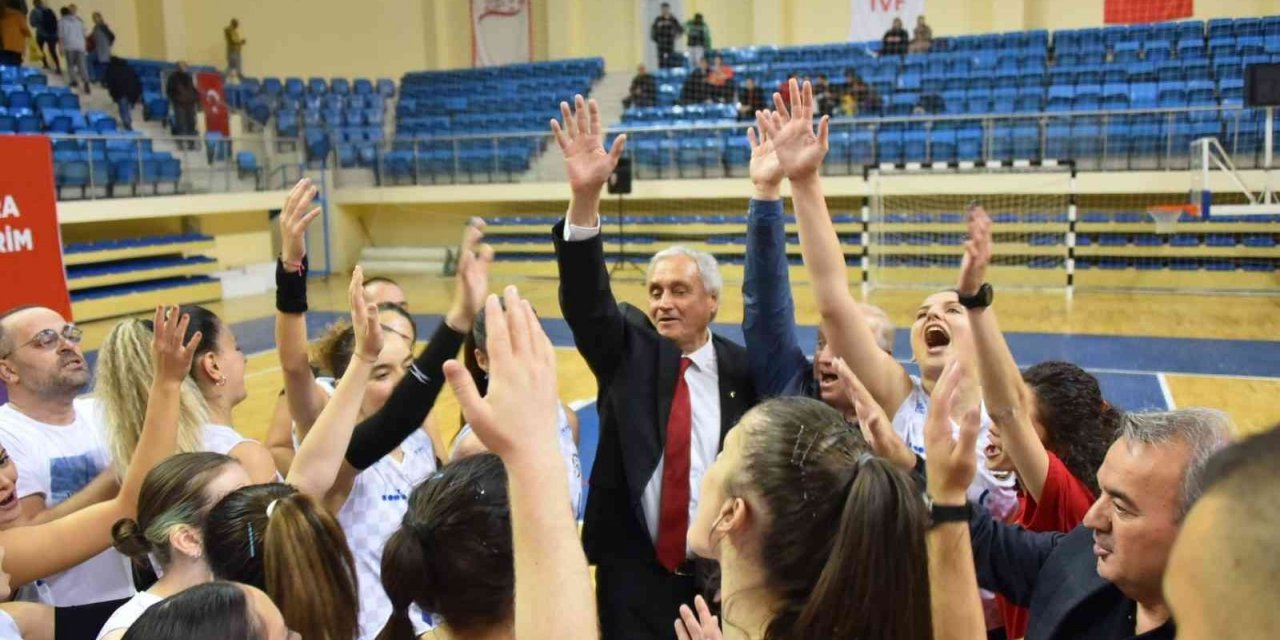 “Bizim Kızlar” galibiyet serisini bozmadı