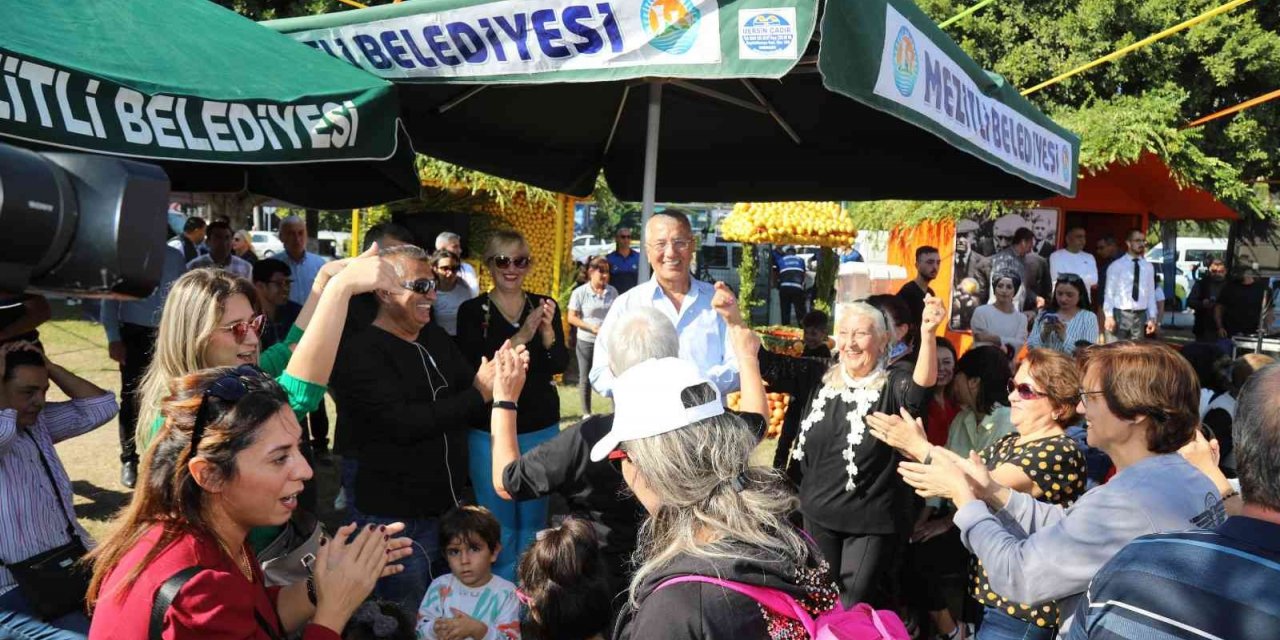 Narenciye Festivalinde Mezitli standına yoğun ilgi
