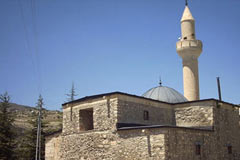 79 yıl önce kapatılan cami yeniden açıldı