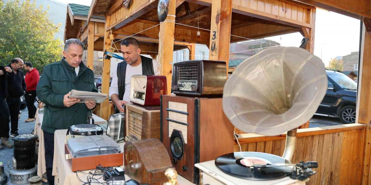 Antika Pazarı Ufuk Açtı