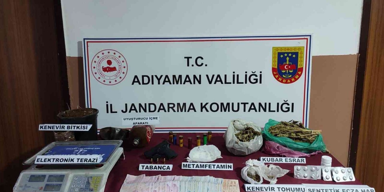 Kahta ilçesinde uyuşturucu operasyonu