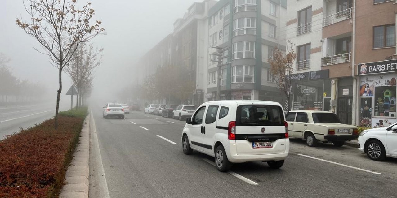 Yüksek bölgeler güne ‘sis’ altında başladı