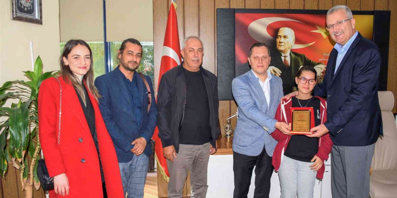 Karacabey’de eğitime tam destek