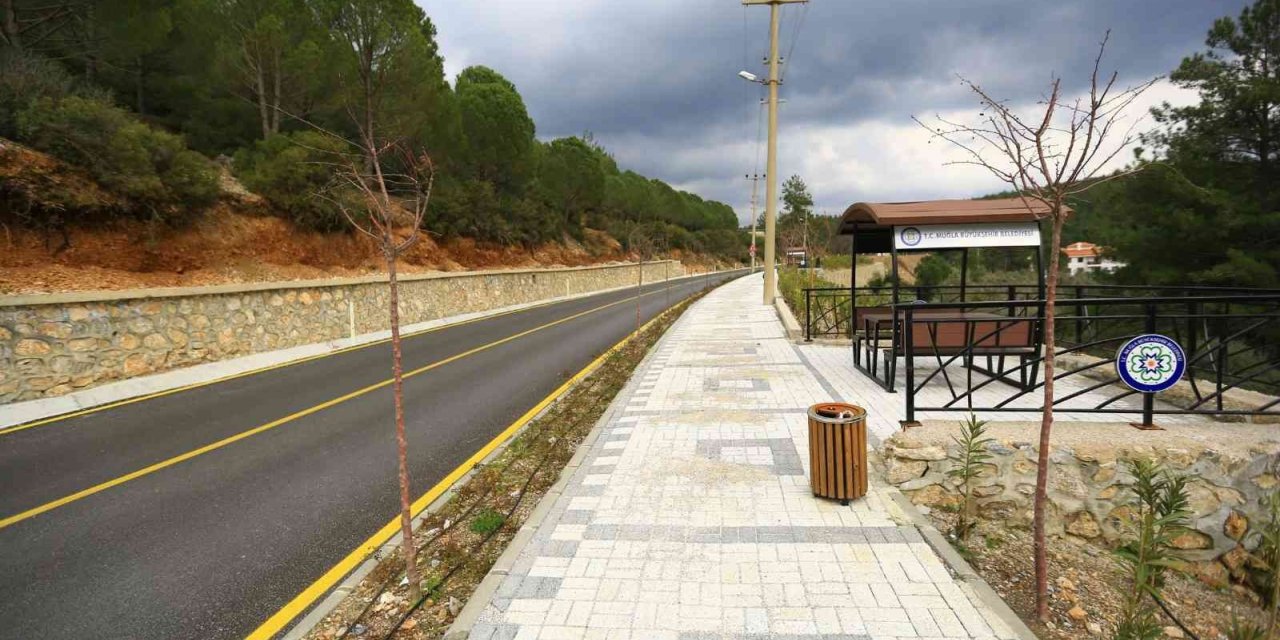 Muğla Büyükşehir Belediyesi 2022 yılında 135 km, bugüne kadar 3 bin km yol çalışması gerçekleştirildi