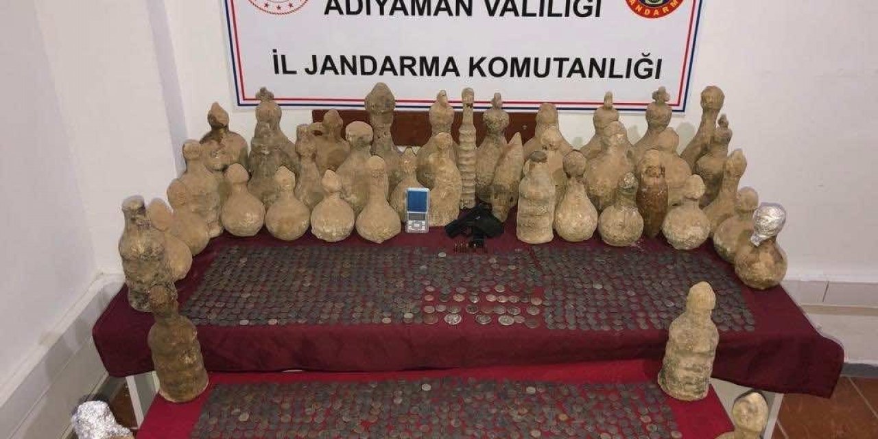 Adıyaman’da ki operasyonda Roma Dönemine ait bin 578 adet sikke ele geçirildi